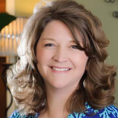 Theresa Hubbard LMFT (MO), LCMFT (KS), ACCH